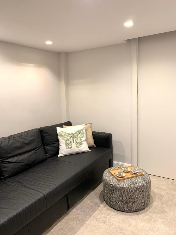 Apartment Rent Casa Almika Bari Bagian luar foto